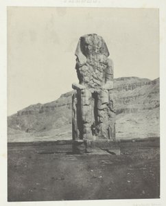 Gournah, Coloso monolítico de Amenofta III; Tebas, lámina 56 del álbum "Egypte, Nubie, Palestine et Syrie" (1852). de Maxime Du Camp