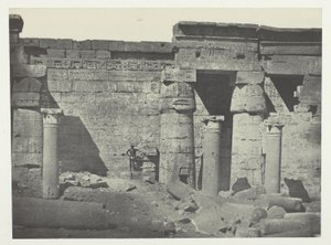 Médinet-Habou, Peristilo del Palacio de Ramsés-Méiamoun; Tebas de Maxime Du Camp