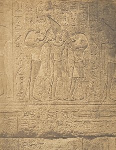 Esculturas exteriores del Santuario de granito del palacio de Karnac Sacre de Philippe-Ar..., 1849-50 de Maxime Du Camp