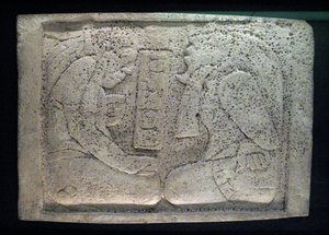 Dintel con dos prisioneros, área de Yaxchilán, período Clásico Tardío de Mayan
