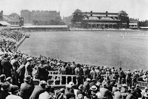 Un partido de cricket, Lords cricket ground, Londres, 1926-1927 de McLeish
