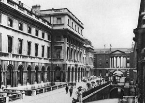 El ala este de Somerset House, Londres, 1926-1927 de McLeish