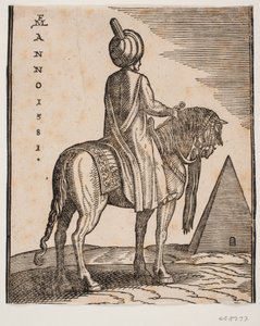Jinete con turbante, desarmado, visto en ángulo desde atrás; a la derecha en el fondo una pirámide de Melchior Lorck