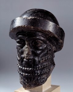 Mesopotamia: cabeza tallada en diorita llamada Hammurabi. De Susa de Mesopotamian Mesopotamian