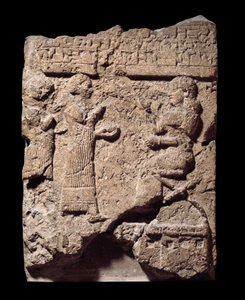 Mesopotamia: relieve de piedra caliza de escribas tomando el botín durante el saqueo de Musasir. del palacio de Sargón II en Khorsabad (Khunsabad). 710 a.C. París, Museo del Louvre