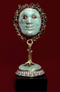 Arte mexicano: máscara facial en pasta de turquesa con ojos de diamante