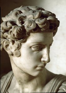 Alegoría del Día y la Noche: (detalle) del difunto. Mausoleo de Giuliano de Médici. Escultura de mármol