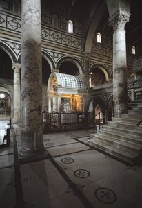 Capilla del Crucifijo (ciborio)