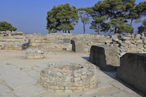 Sitio arqueológico minoico de Phaistos. Parte del complejo noreste. Phaistos, Creta de Minoan