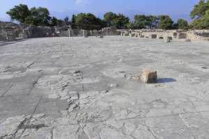 Sitio arqueológico minoico de Phaistos. El patio central, un elemento arquitectónico básico del palacio minoico