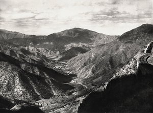 Construyendo un Imperio en la era fascista: el valle de Dorfu, 09/05/1936 (foto en b/n) de Modestino Baldinetti