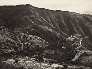 Construyendo un Imperio en la era fascista: la carretera en las colinas de Massaua-Asmara, 09/05/1936