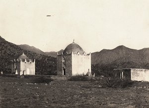 Construyendo un Imperio en la era fascista: tumba de musulmanes santos, 09/05/1936 de Modestino Baldinetti