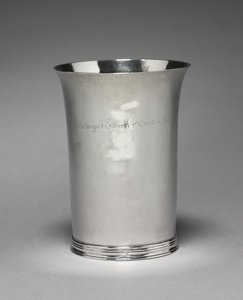 Vaso, c.1715 de Moody Russell