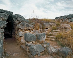 Arte micénico: pasaje cubierto de la ciudadela micénica, Tirinto de Mycenaean
