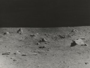 Superficie lunar fotografiada por Surveyor V, 1967 de NASA Images