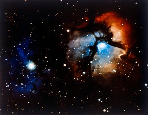 Nebulosa Trífida en la constelación de Sagitario de NASA Images