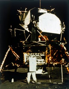 Buzz Aldrin junto al módulo lunar en la superficie de la Luna, misión Apollo II, julio de 1969 de Neil Armstrong