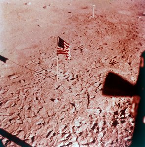 Bandera de EE.UU. en la Luna, misión Apollo 11, julio de 1969 de Neil Armstrong
