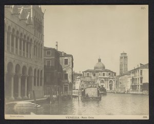 Gevel van de Fondaco dei Turchi te Venetië Venecia - Museo Cívico (título sobre objeto) de Neue Photographische Gesellschaft