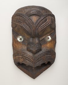 Máscara de gablete (Koruru) de Gisborne, Isla Norte, c.1860 de New Zealand School