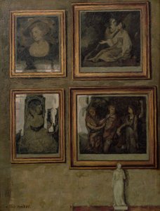 Interior con pinturas y una figurilla de Niels Holsoe