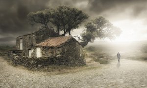 Viaje entre la niebla de la casa antigua