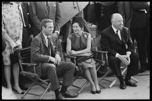Paul Newman, Princesa Margarita y Alfred Hitchcock en el set de 