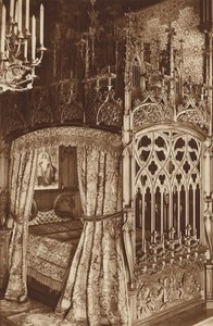 Castillo de Neuschwanstein del rey de Baviera, cama gótica del dormitorio de Otto Ballerstedt