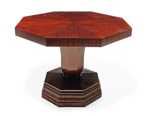 Mesa pedestal de Paul Follot