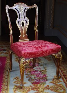 Una silla de comedor de arlequín de Jorge II
