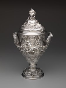 Copa cubierta de Paul de Lamerie