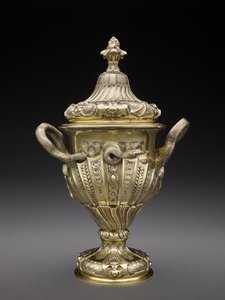 Copa y tapa de Paul de Lamerie