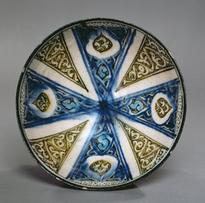 Plato, de Kashan, Irán, período selyúcida, finales del siglo XIII