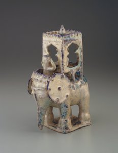 Elefante con howdah y figura, Irán, dinastía Seljúcida