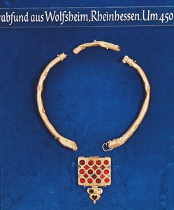Colgante, del Tesoro de la Tumba de Wolfsheim, c.378