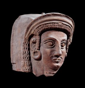Arte persa: fragmento de sarcófago greco-fenicio. De la necrópolis de Tortosa (siglo IV a.C.). París, Museo del Louvre