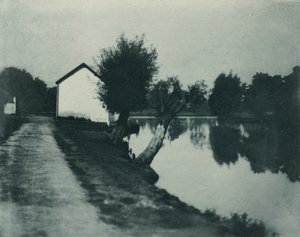 El río a la luz de la luna de Peter Henry Emerson