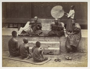 Sacerdotes birmanos (Poongees), de Views of Burma de Philip Adolphe Klier