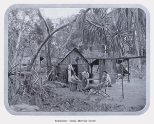 Campamento de aserradores, Isla Melville de Photographer Australian