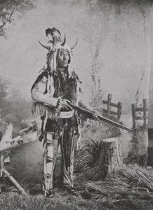 Indio Pedregoso en Traje de Guerra de Photographer Canadian