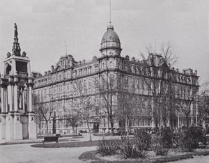 Hotel Windsor y Monumento a Sir John A Macdonald, Montreal de Photographer Canadian