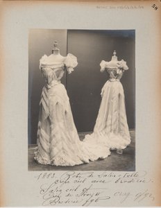 Página de álbum: Casa de Worth, Vestido de baile de Photographer French