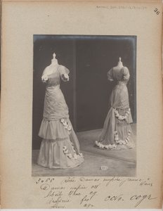 Página del Álbum: Casa de Worth, Vestido de Baile de Photographer French