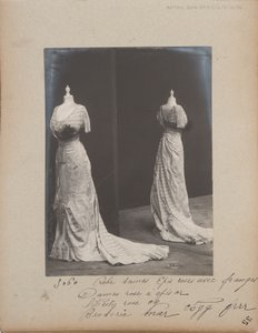 Página de álbum: Casa de Worth, vestido de baile de Photographer French