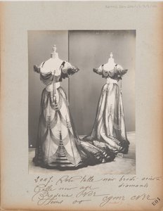 Página de álbum: Casa de Worth, vestido de baile de Photographer French