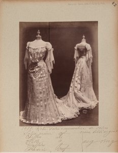Página de álbum: Casa de Worth, vestido de baile de Photographer French