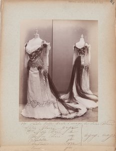 Página de álbum: Casa de Worth, vestido de baile de Photographer French