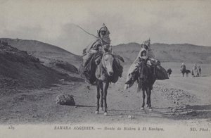 Viajeros en el Sahara argelino en la carretera de Biskra a El Kantara de Photographer French