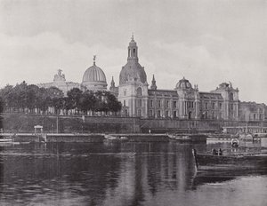 Academia de Arte vista desde Neustadt de Photographer German